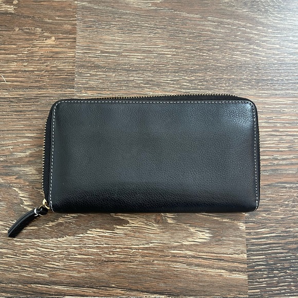 Tory Burch wallet - Picture 2 of 7